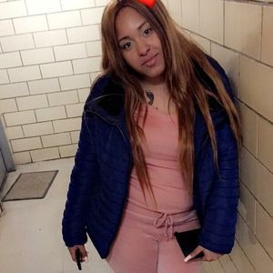 Meet your Posher, Celinè